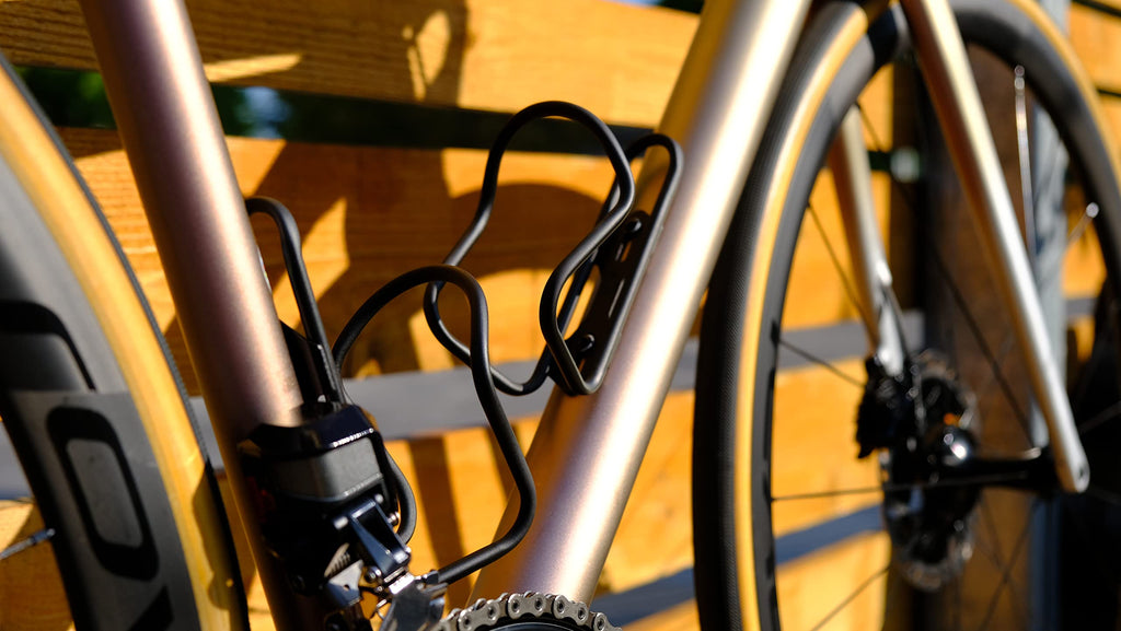 SICURO Lightweight Bicycle Water Bottle Cage Holder